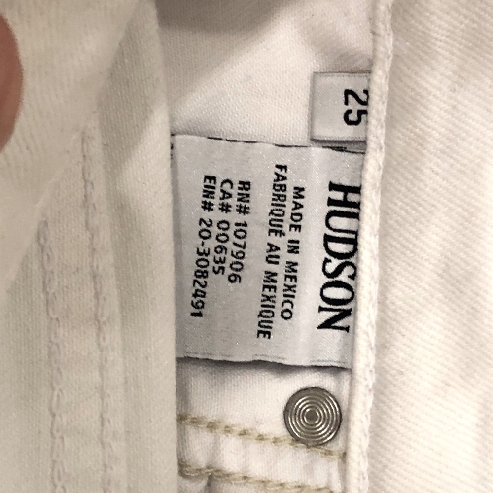 Hudson: High-rise Zoeey Pintuck straight crop